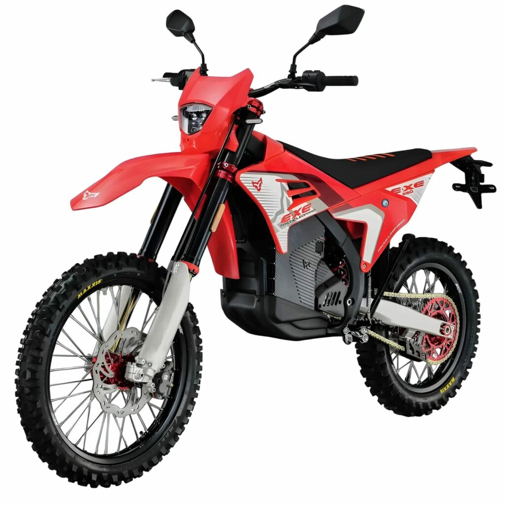 Enduro rouge ARCTIC LEOPARD L3E